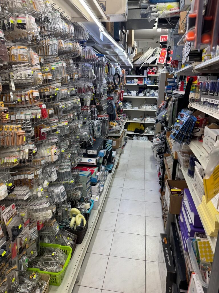 מבט חנות 23